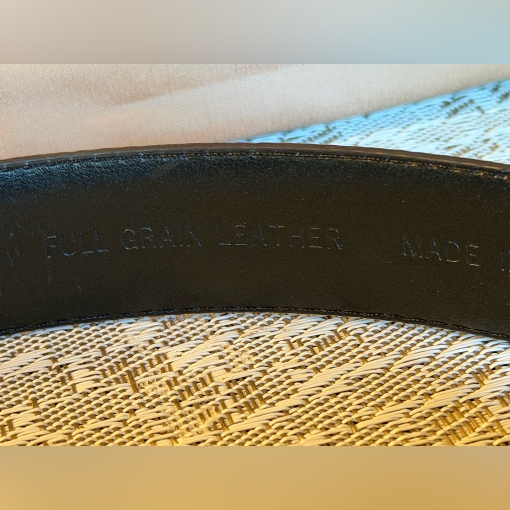 Calvin Klein genuine leather womens belt Sz M - Picture 6 of 12